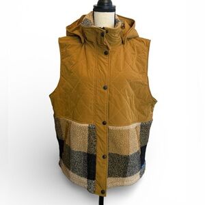 Kavu Women's Luna Peak Tan Vest w/Detachable Hood XL